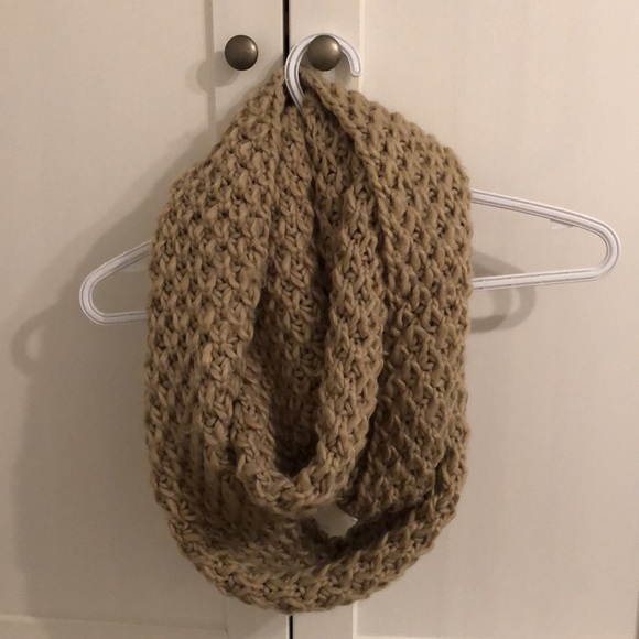 Old Navy brown infinity knit scarf - Picture 2 of 2